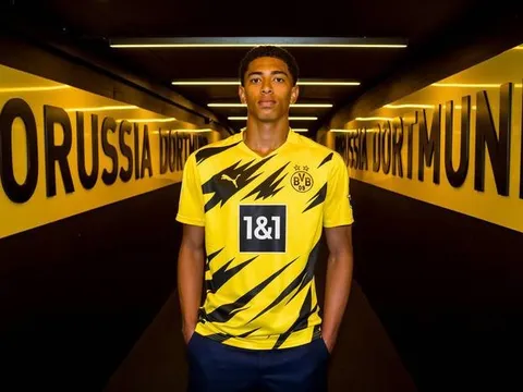 CHÍNH THỨC! Vượt mặt Man United, Dortmund thâu tóm "thần đồng nước Anh"