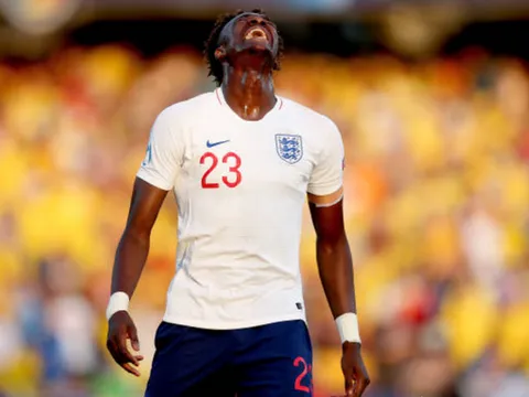 CHOÁNG! 15 phút cuối 6 bàn thắng, U21 Anh cay đắng rời giải