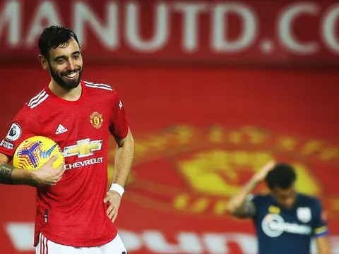 Choáng với 'tiên dược' giúp Bruno Fernandes bùng nổ tại Man Utd