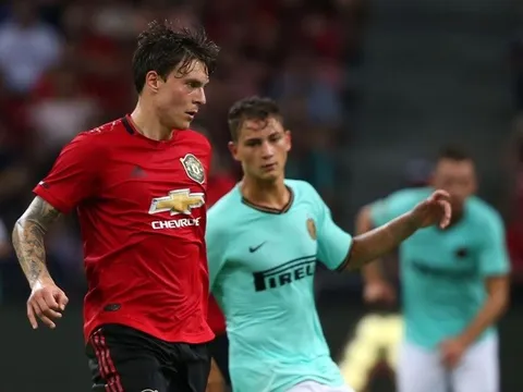 Chơi quá hay, 'cạ cứng' Maguire được M.U 'tặng quà', lương gấp đôi