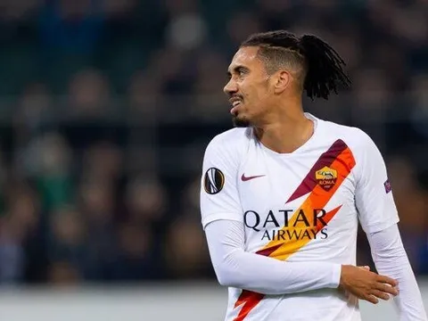 Man United gật đầu, hạ giá bán đứt Chris Smalling