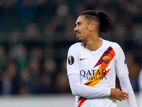 XONG! Smalling ra quyết định 'thú vị', rõ khả năng rời Man Utd