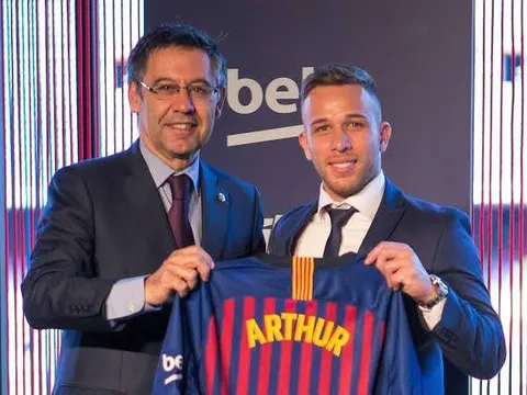Chủ tịch Barca: “Chúng tôi phải bán cậu ta vì cậu ta muốn được tăng lương”