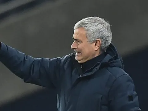 Chủ tịch Spurs dọn sẵn 3 lý do để sa thải Jose Mourinho