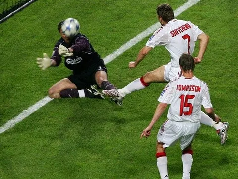 'Chúa ghen tị với Milan nên mới để Liverpool ngược dòng năm 2005'