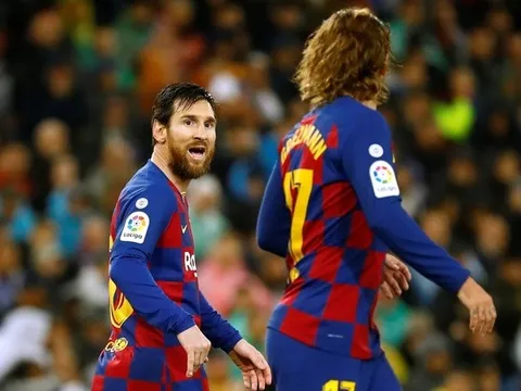 Chán nản và bất lực, Messi quát tháo cả Griezmann ở El Clasico