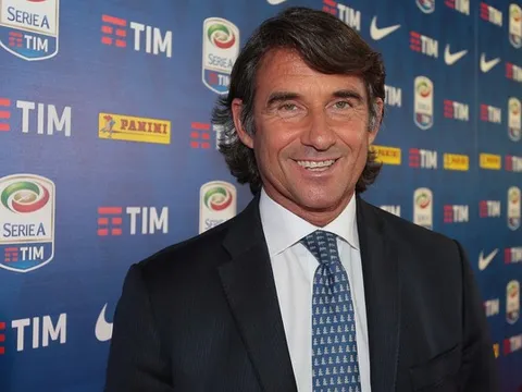 "Chúng tôi không "chứa" nữa, Barca hãy mua cậu ấy đi"