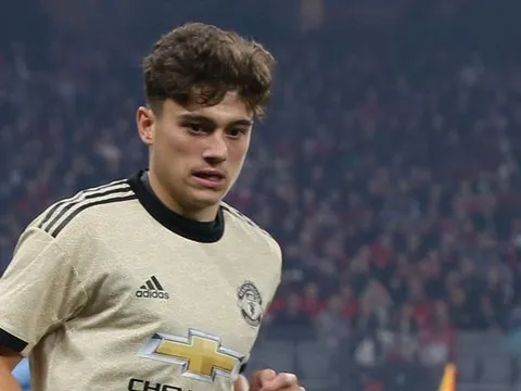 Chuyển nhượng Man Utd: Bước đầu đã đúng!