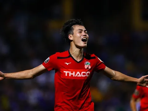 Chuyện Văn Toàn, Xuân Trường và bước ngoặt của HAGL