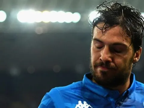 Có “bom tấn” 42 triệu euro, Napoli vẫn gây khó khăn cho “người thừa”
