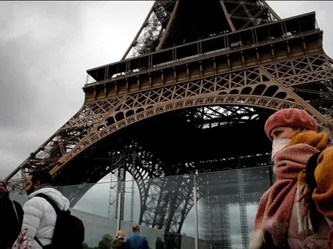 XONG! Chính phủ Pháp, Tây Ban Nha ra quyết định then chốt về COVID-19