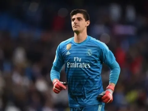 Courtois nói 1 điều, Real đếm ngày nổ "siêu bom tấn" 180 triệu
