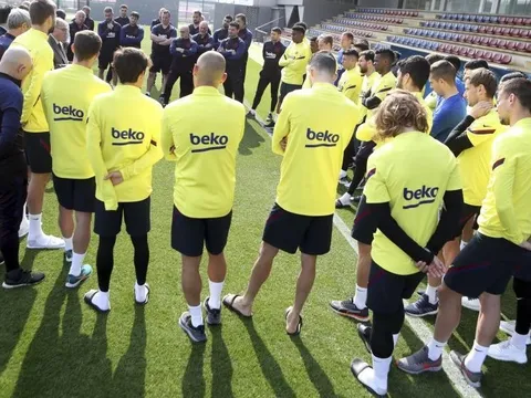 COVID-19 quá tàn khốc, BLĐ Barca bất ngờ cầu cạnh các cầu thủ 1 điều