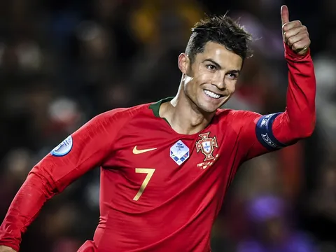 Top 10 vua phá lưới tuyển Bồ Đào Nha: CR7 ghi bàn gấp đôi người đứng sau