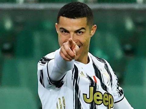 Ronaldo quyết tương lai ra sao ở Juventus?