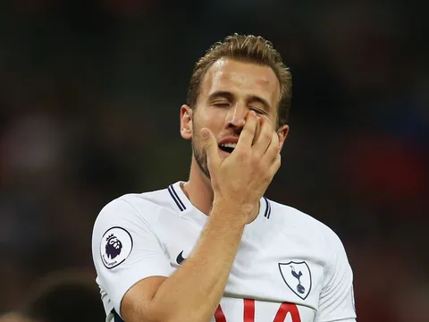 "Cú lừa" Harry Kane xuất hiện tại Man United