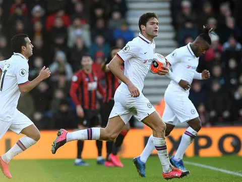 Cuộc đua Top 4 căng thẳng khi Chelsea, Leicester "sẩy chân"