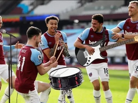 Cười té khói với loạt ảnh chế vòng 25 Premier League