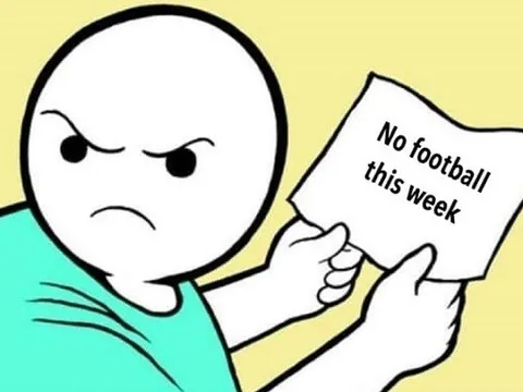 Cười vỡ bụng với ảnh chế các sự kiện bóng đá gần đây