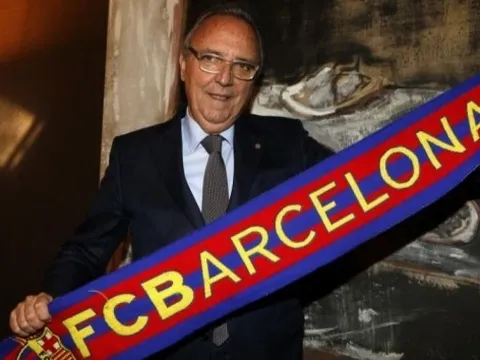 Cựu chủ tịch Barcelona "tấn công" Lionel Messi...