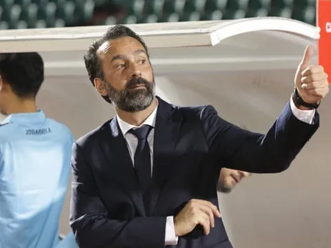 Cựu HLV Thanh Hoá đăng đàn, ám chỉ lý do bị "bay ghế"