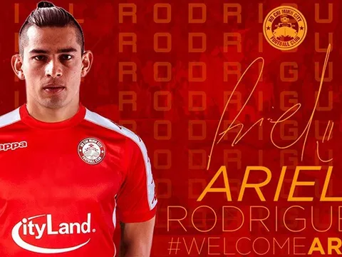 Cựu sao ĐT Costa Rica lý giải việc chọn số áo 77 khi đến CLB TP.HCM