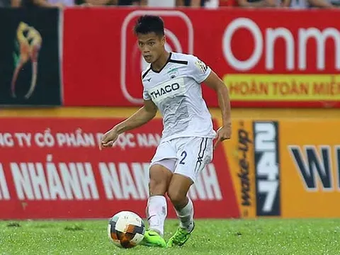 Cựu sao HAGL lỗi hẹn lượt đi V-League 2021 vì bị quên đăng ký...