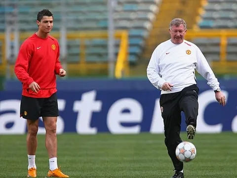 Cựu sao MU tiết lộ: "Thực sự, tôi chưa bao giờ thấy ngài Ferguson quát tháo Ronaldo"