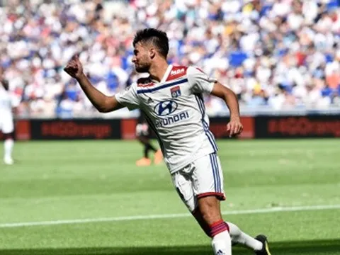 Thay thế Meunier, PSG muốn chiêu mộ hậu vệ phải từ Lyon