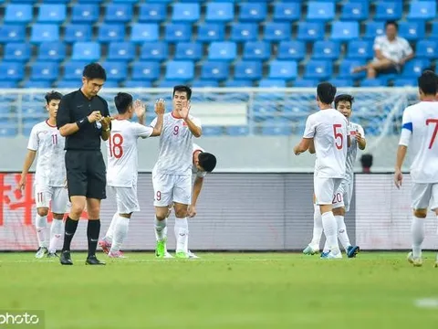 Đả bại U22 Trung Quốc: “Phù thủy” Park đã thắng trong "cuộc chiến thầy trò"