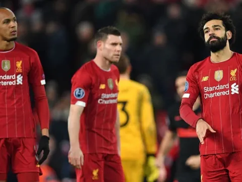 Tai họa ập đầu, CĐV Liverpool: "Thật xui xẻo. Cảm thấy muốn bệnh!"