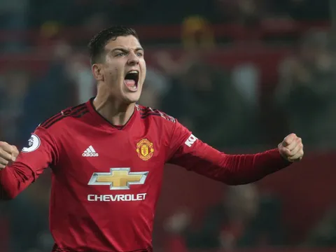 Dalot: "Tôi thấy buồn vì Lindelof..."