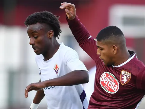 Đàn em Mbappe kể chuyện từ chối Liverpool vì không tự tin