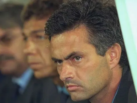 Dàn sao Benfica 'cân' cả thế giới: Thánh Zamora; Ronaldo 126 triệu