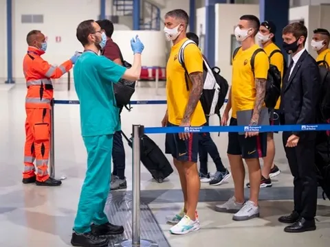 Dàn sao Premier League có mặt ở Milano, chuẩn bị cho trận cầu "sinh tử"