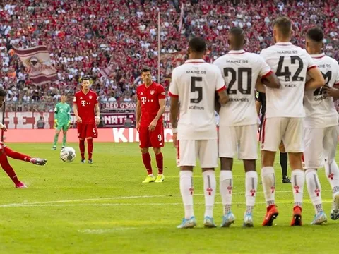 Đẳng cấp thể hiện, ngôi sao đa năng được Bayern vinh danh