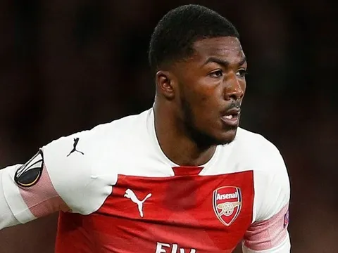 Đánh bại Tottenham, Wolves đón tân binh từ Arsenal