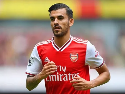 Mùa sau Pogba cũng khó tới Real vì... Arsenal