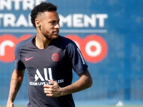Đào tẩu bất thành, Fabregas đưa ra dự đoán về tương lai của Neymar