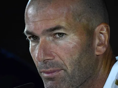 Đấu Atletico, HLV Zidane nói 1 điều về Hazard khiến CĐV Real "sướng rơn"