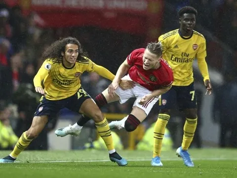 Bao giờ Man Utd và Arsenal có thể cạnh tranh danh hiệu Premier League?