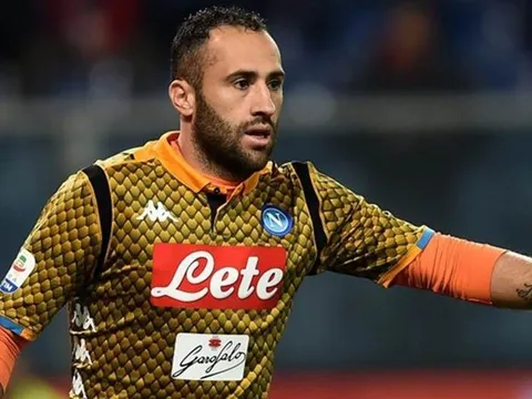 David Ospina: "Người thừa" tại Arsenal, "chiến binh" của Napoli