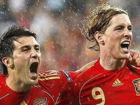David Villa và Fernando Torres, ai hay hơn?