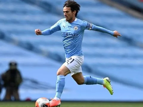 "David Silva không cư xử như 1 người đàn ông"