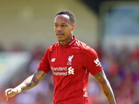 Đây! Cái tên đầu tiên phải rời Anfield vào Hè này