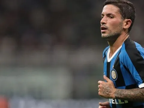 Đây, lí do AC Milan để mất sao 25 triệu euro vào tay Inter Milan