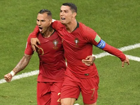 NÓNG! Hà Nội FC suýt nổ bom tấn Ricardo Quaresma