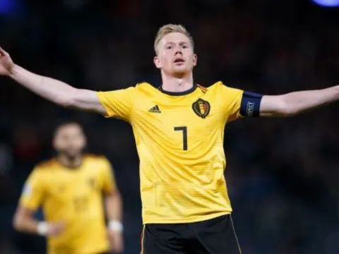 De Bruyne lại gây sốc, làm điều khó tin "như cơm bữa" trong nửa giờ