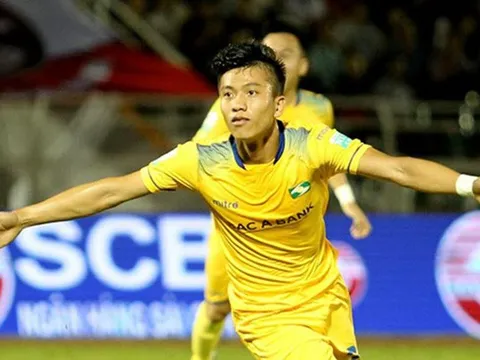 "Đến 8 cầu thủ Hà Tĩnh cũng không thể ngăn cản cậu ấy"