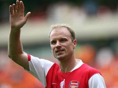 Dennis Bergkamp - hình mẫu của sự hoàn hảo